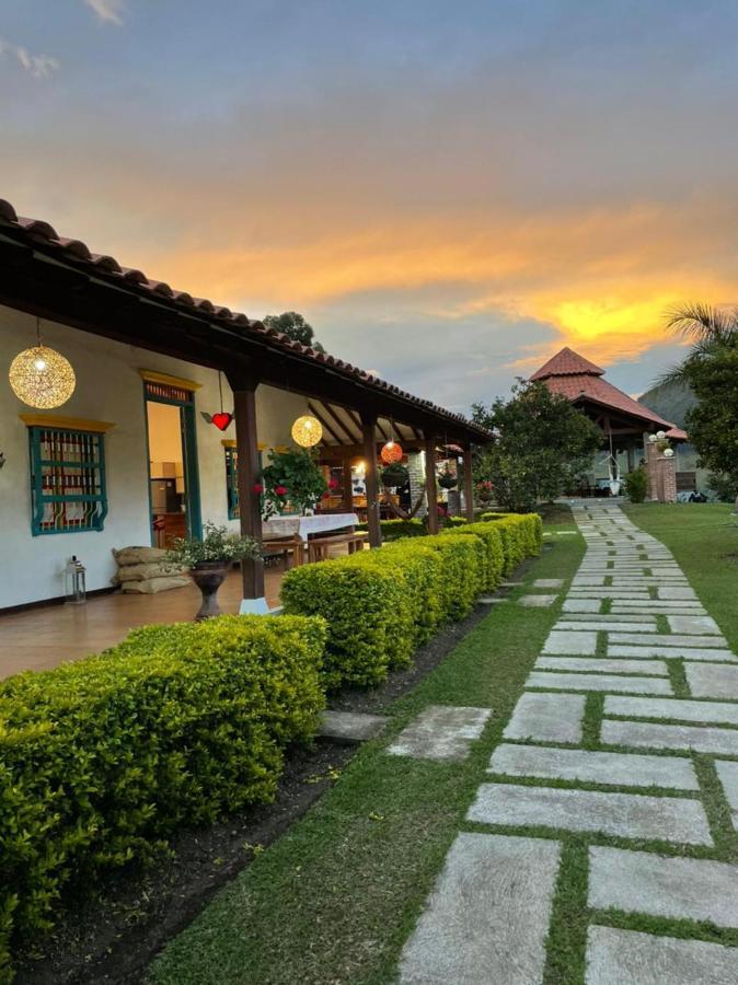 Patio Bonito Guest House Jardin Exterior photo